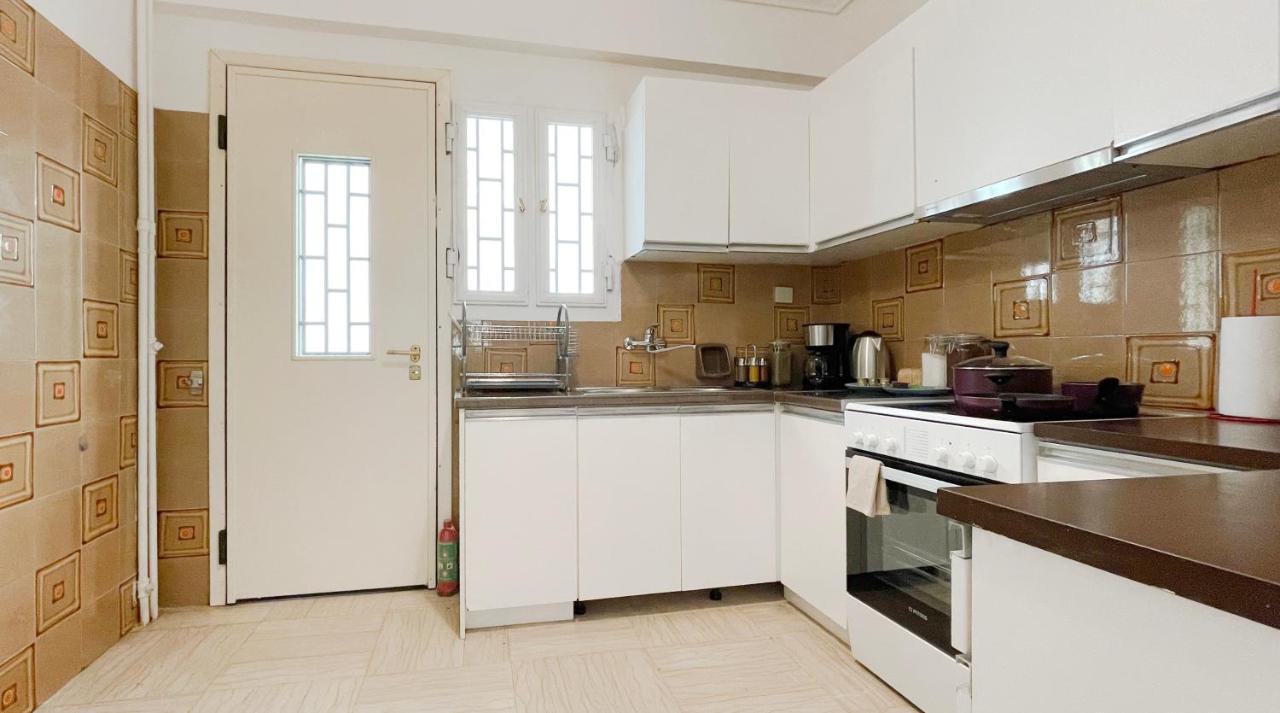 Апартаменты Filis Sunny 80Sqm Apt In Viktoria Афины Экстерьер фото