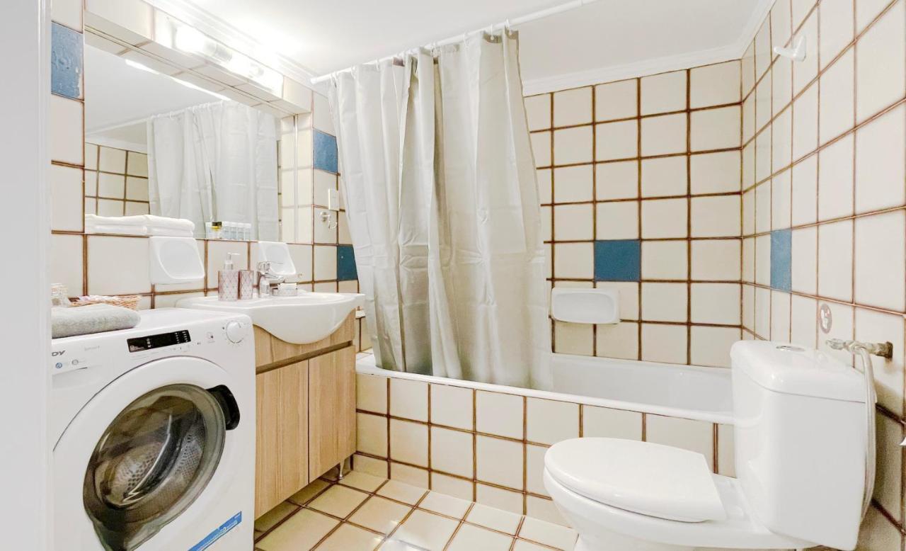 Апартаменты Filis Sunny 80Sqm Apt In Viktoria Афины Экстерьер фото